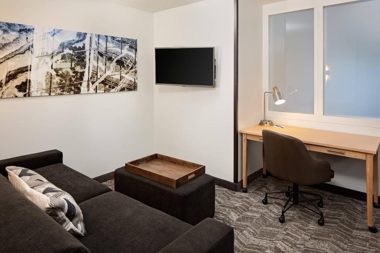 Springhill Suites By Marriott גרין ביי מראה חיצוני תמונה
