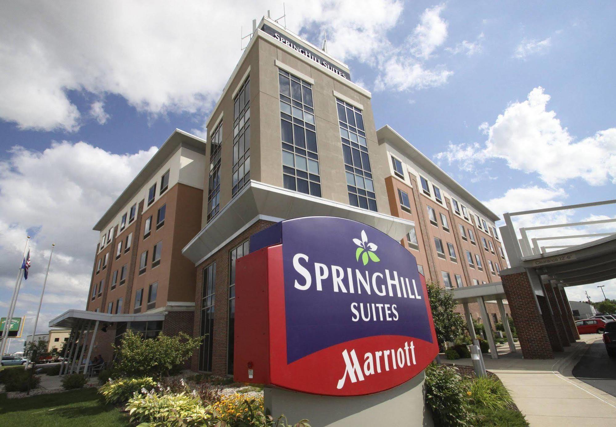 Springhill Suites By Marriott גרין ביי מראה חיצוני תמונה